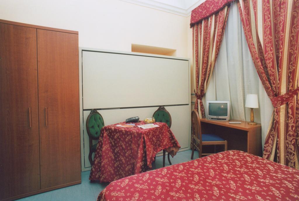 Hotel Caput Mundi Roma Exterior foto
