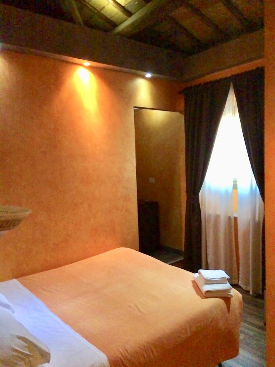 Hotel Caput Mundi Roma Exterior foto