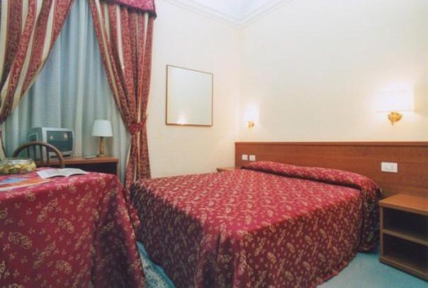 Hotel Caput Mundi Roma Exterior foto